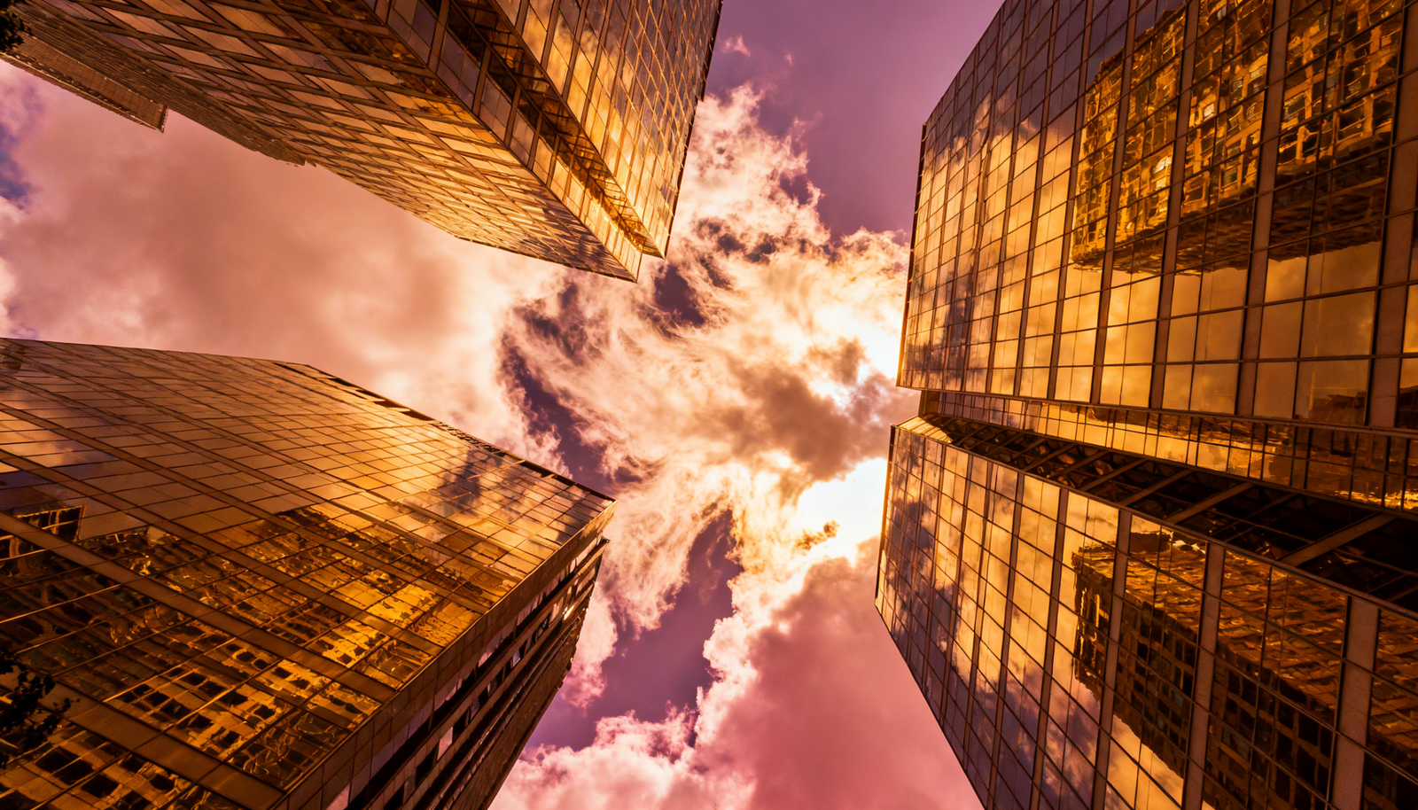 Golden Glass Buildings Sky View – Modern City